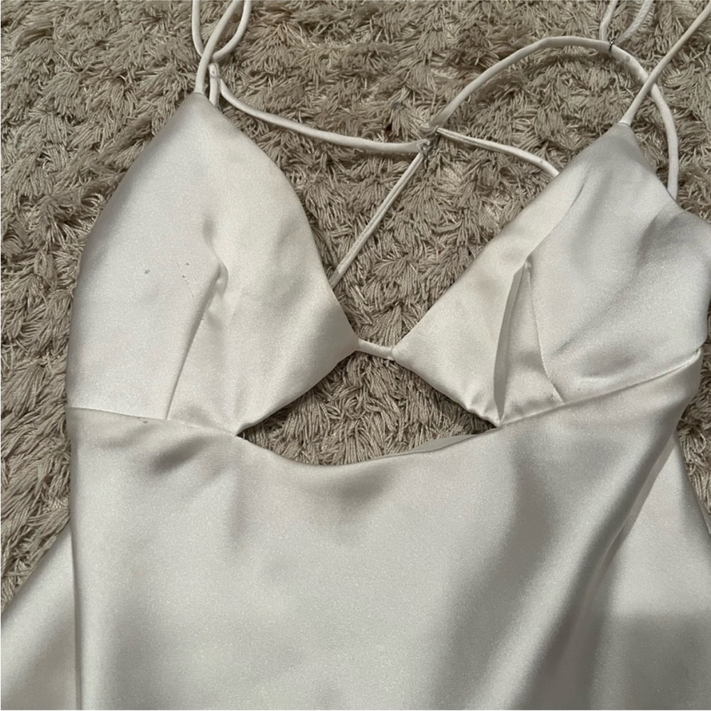 Zara satin dress - Picture 3 of 8